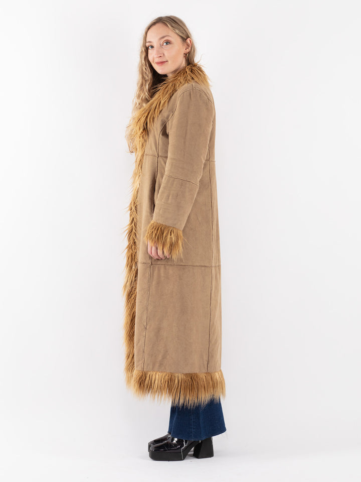 Vintage 90's Women Faux Sheepskin Coat in Beige