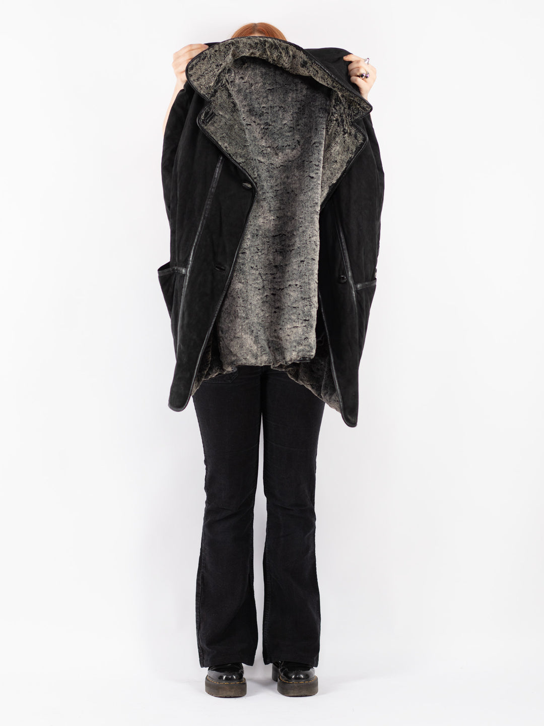Vintage Women Faux Sheepskin Coat in Black