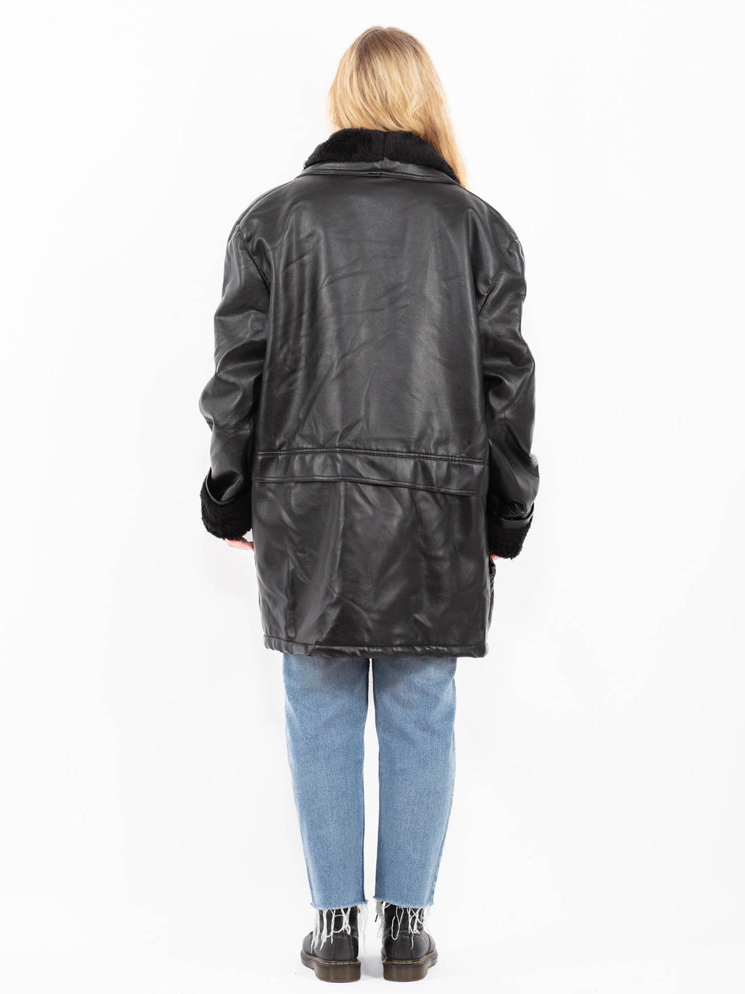 Vintage 90's Women Faux Sheepskin Coat in BlackA0520