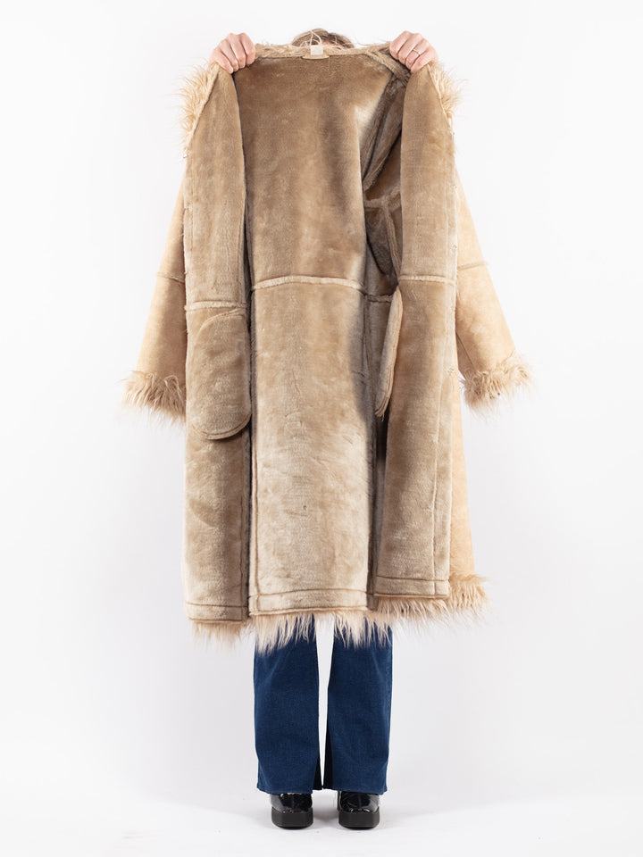 Vintage 90's Women Faux Sheepskin Coat in Beige