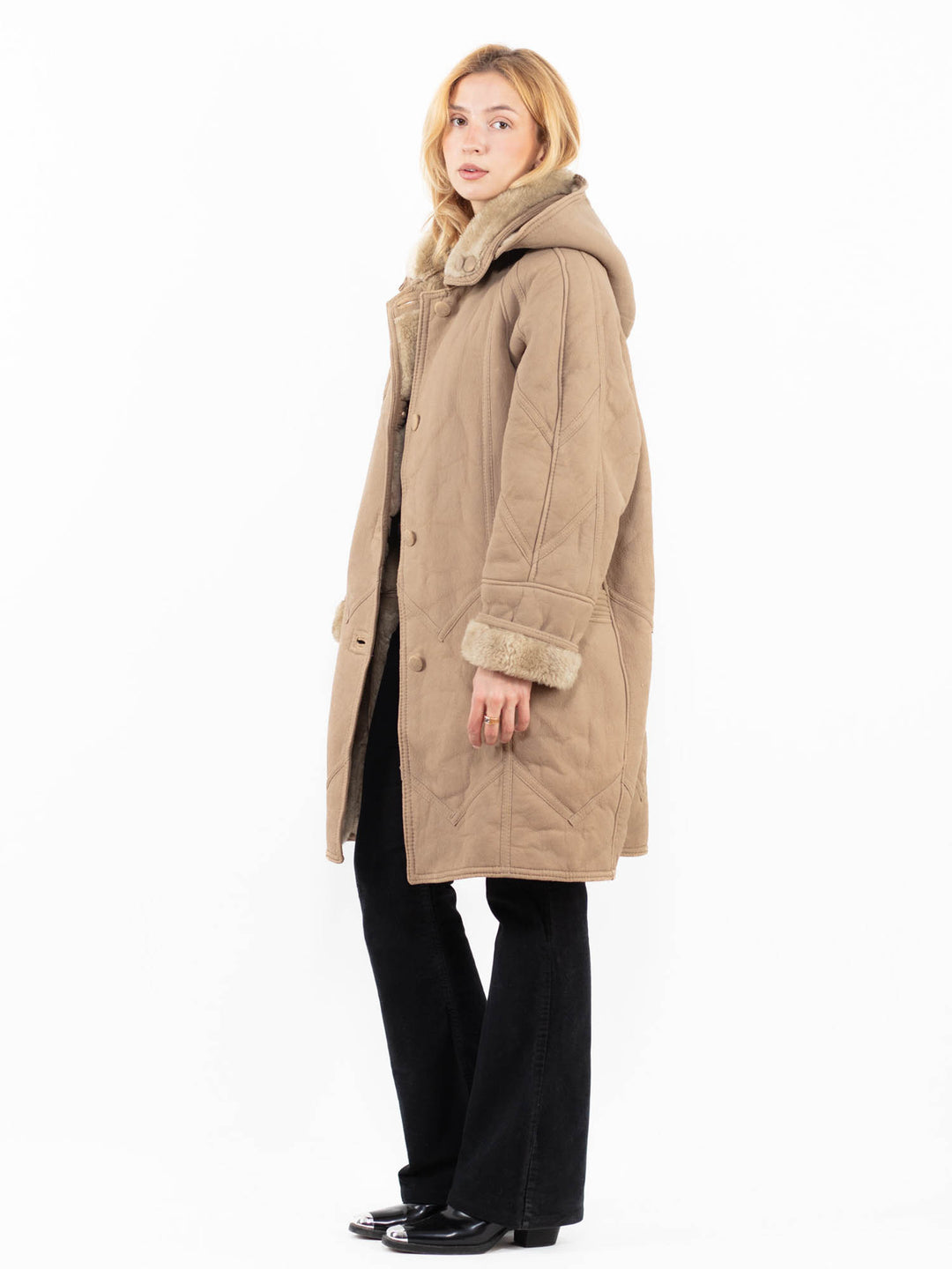 Vintage 90's Women Faux Sheepskin Coat in BeigeA0186