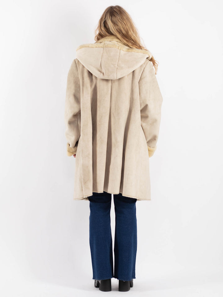 Vintage 90's Women Faux Sheepskin Coat in BeigeV9166