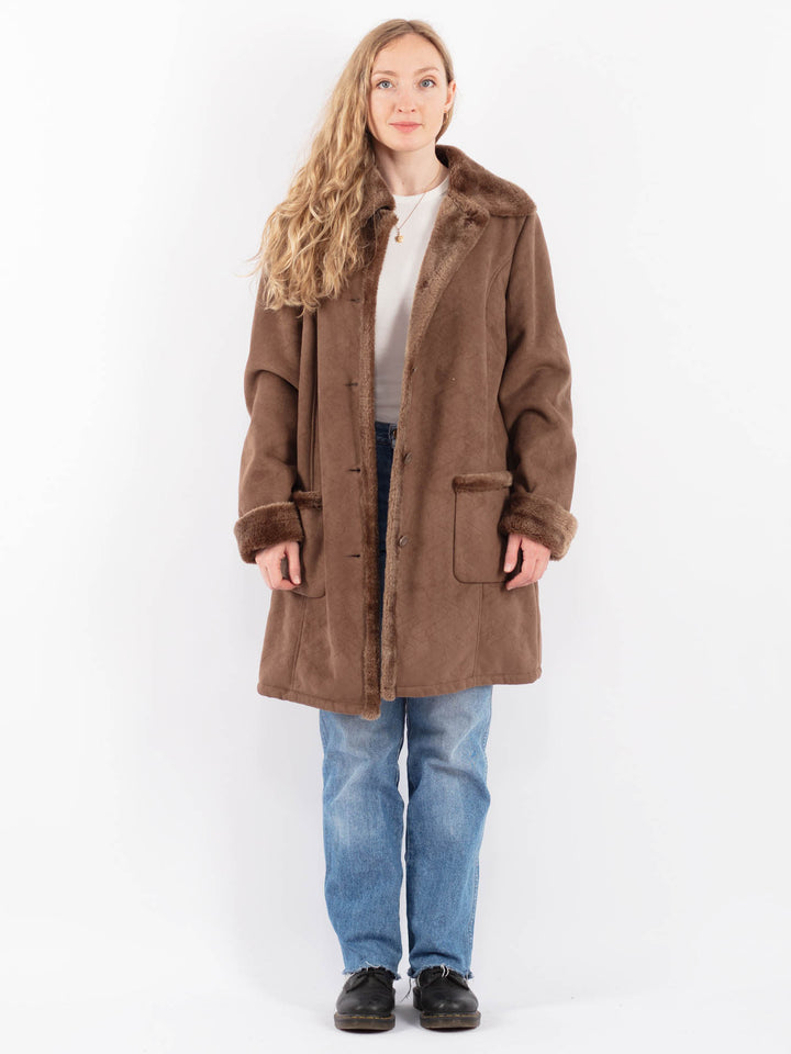 Vintage 90's Women Faux Sheepskin Coat in BrownV9505
