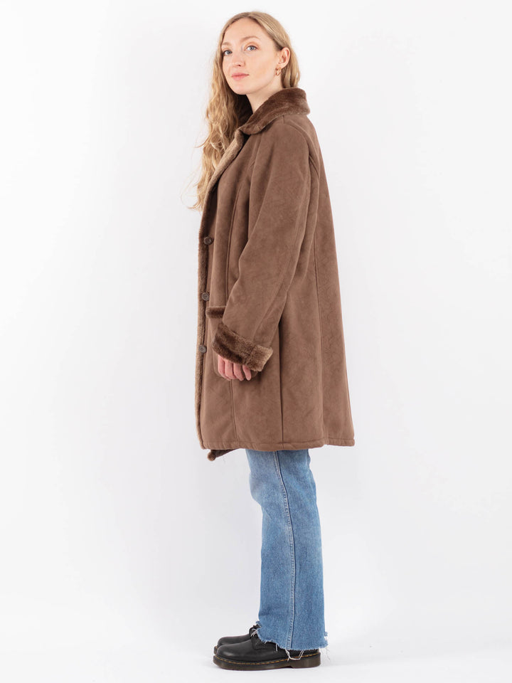 Vintage 90's Women Faux Sheepskin Coat in BrownV9505