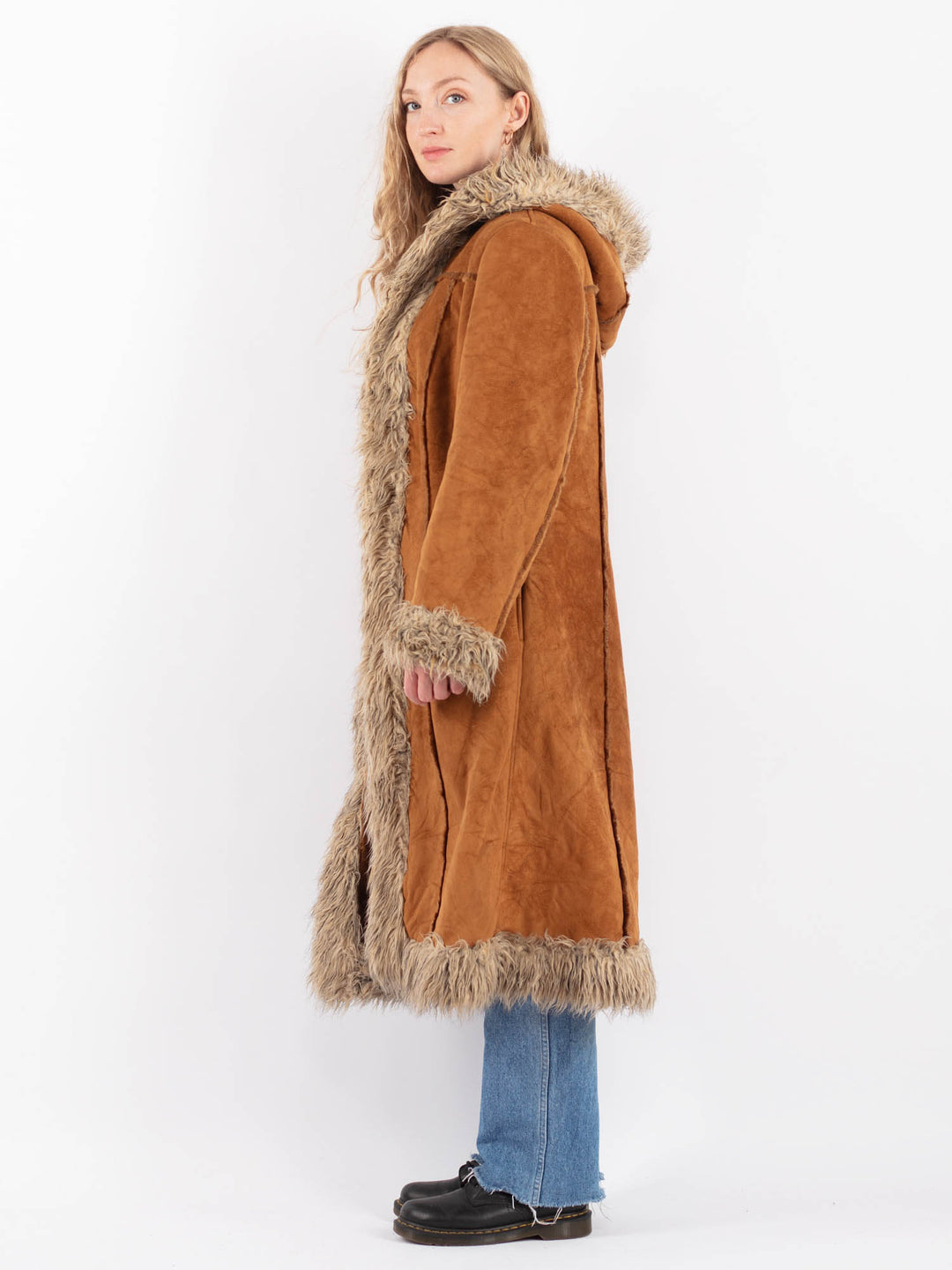 Vintage 90's Women Faux Sheepskin Coat in BrownV9509