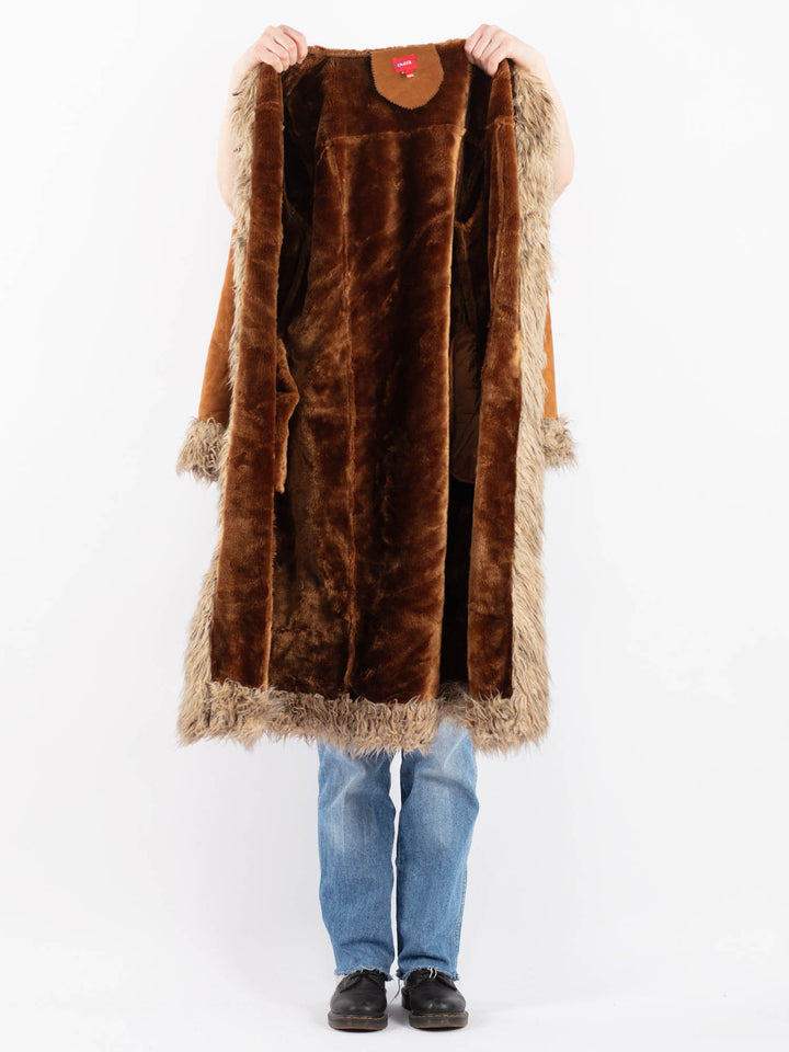 Vintage 90's Women Faux Sheepskin Coat in BrownV9509