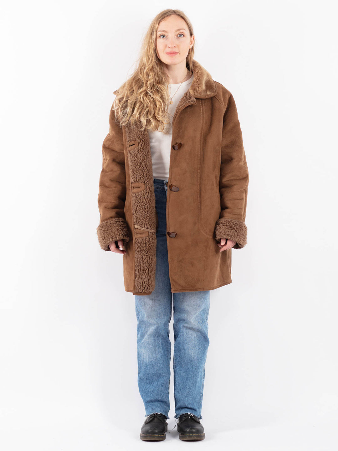 Vintage 90's Women Faux Sheepskin Coat in BrownV9510