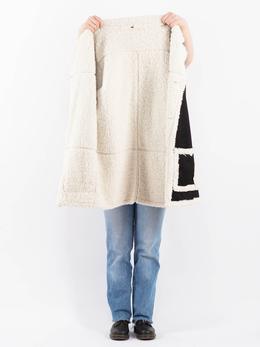 Vintage 90's Women Faux Sheepskin Coat in BlackV9511