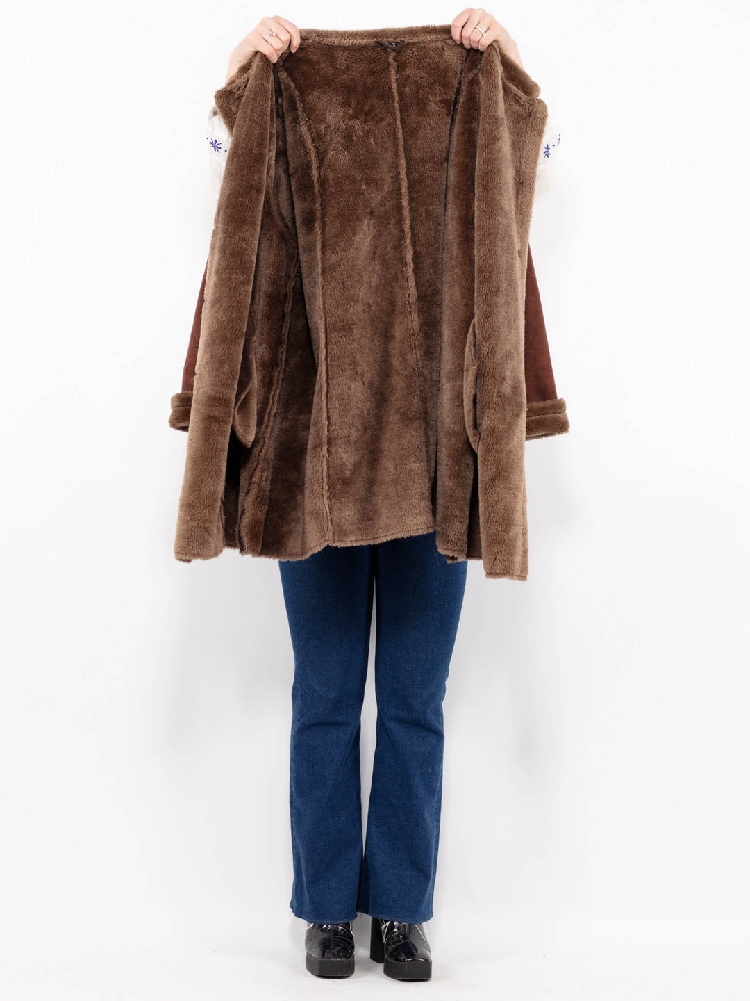 Vintage 90's Women Faux Sheepskin Coat in BrownA1052