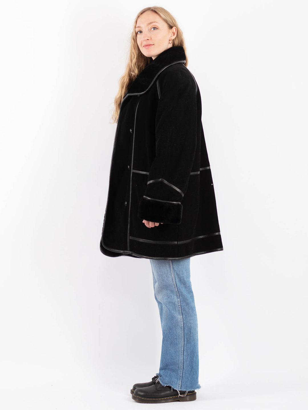 Vintage 90's Women Faux Sheepskin Coat in BlackV9514