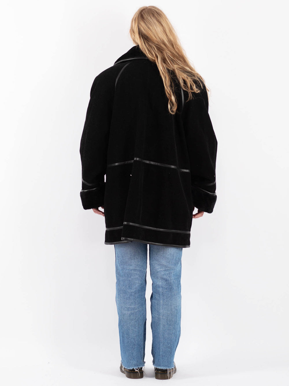 Vintage 90's Women Faux Sheepskin Coat in BlackV9514