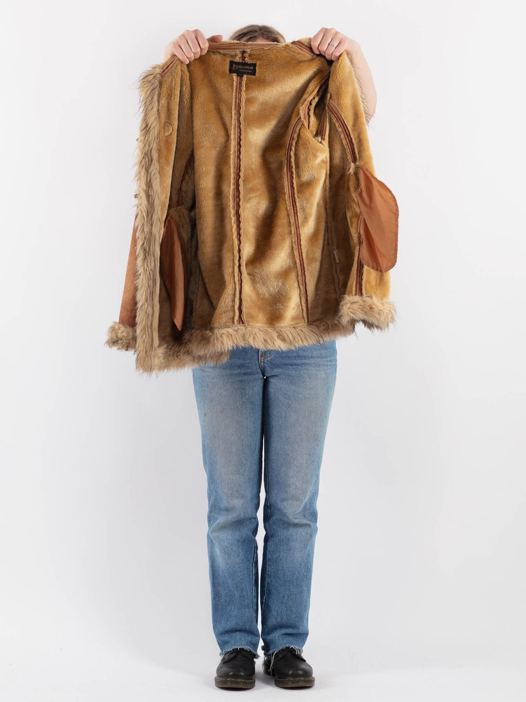 Vintage 90's Women Faux Sheepskin Coat in BrownV9267