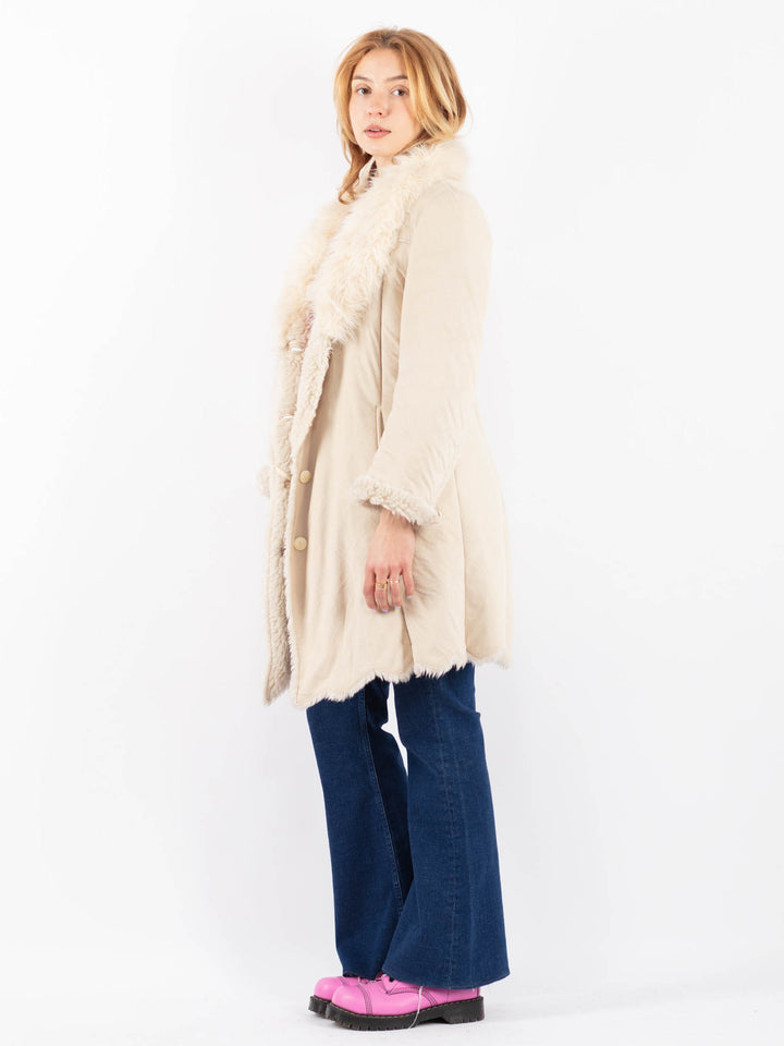 Vintage 90's Women Faux Sheepskin Coat in BeigeV9588