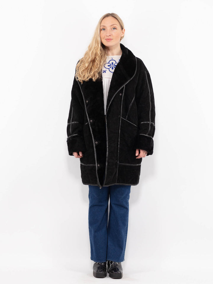 Vintage 90's Women Faux Sheepskin Coat in BlackA1071