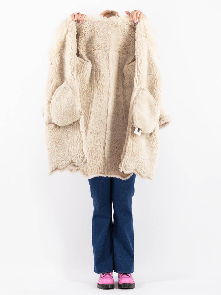 Vintage 90's Women Faux Sheepskin Coat in BeigeV9588