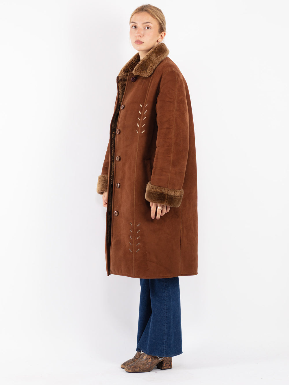 Vintage 90's Women Faux Sheepskin Coat in Brown