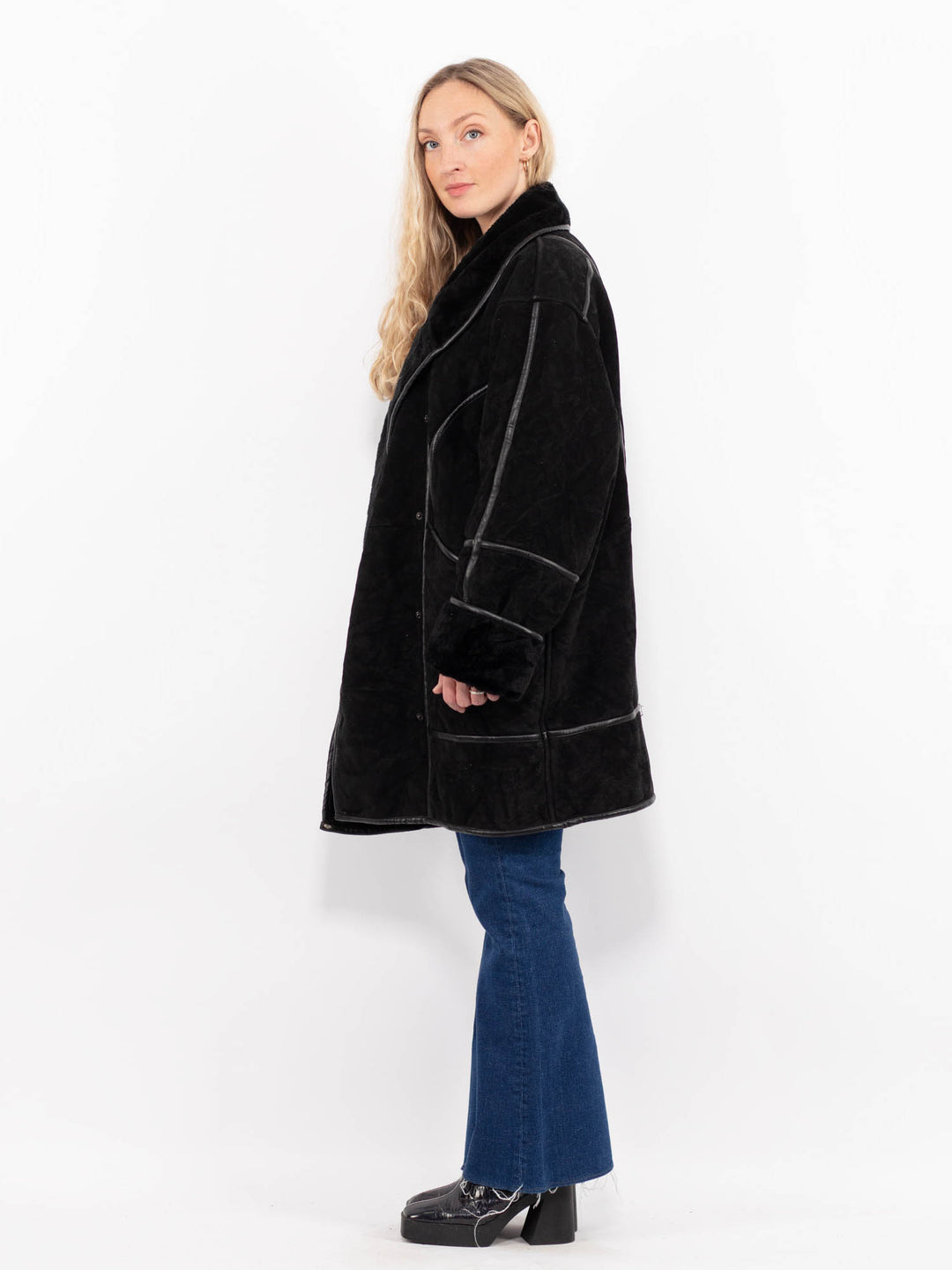 Vintage 90's Women Faux Sheepskin Coat in BlackA1071