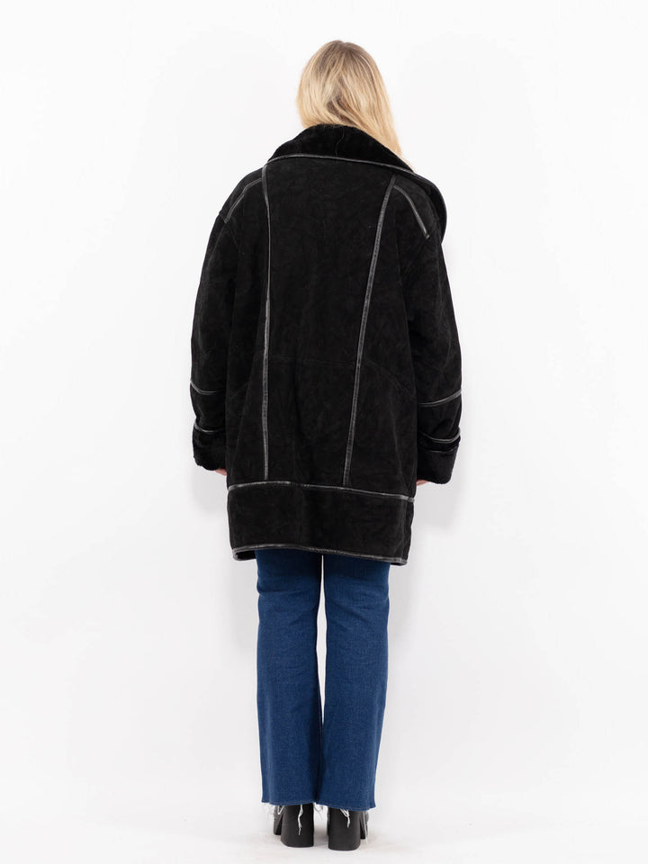Vintage 90's Women Faux Sheepskin Coat in BlackA1071
