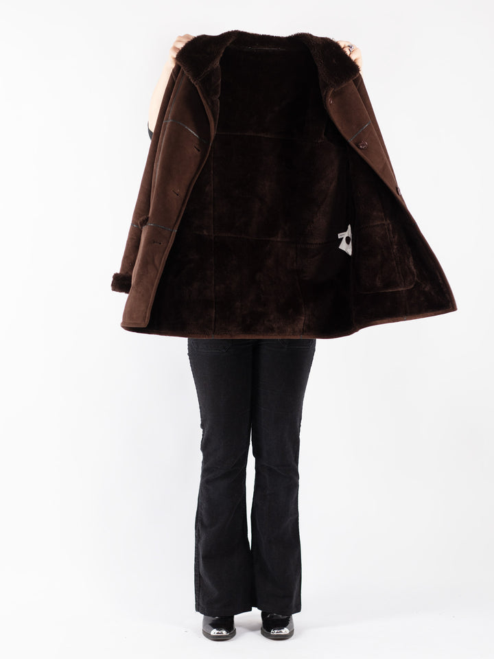Vintage 90's Women Faux Sheepskin Coat in Brown