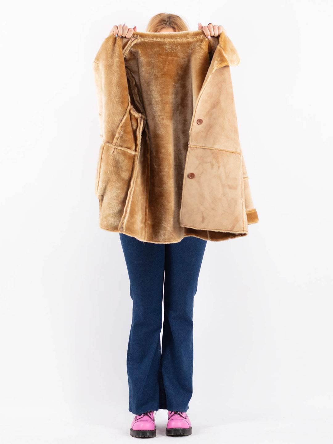 Vintage 90's Women Faux Sheepskin Coat in BeigeV9593