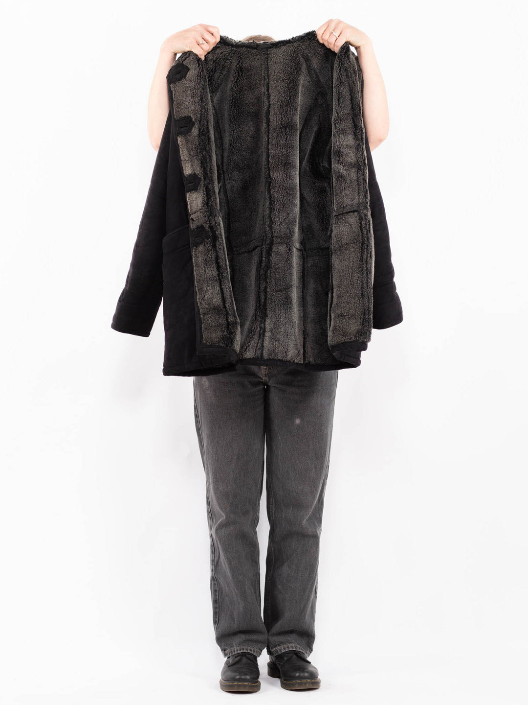 Vintage 90's Women Faux Sheepskin in BlackA0697