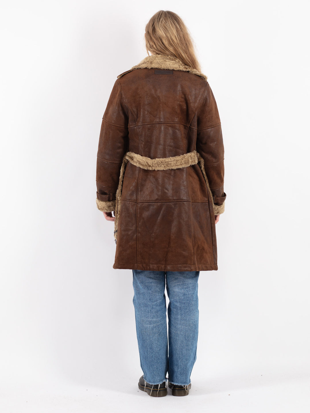 Vintage 90's Women Faux Sheepskin Coat in Brown