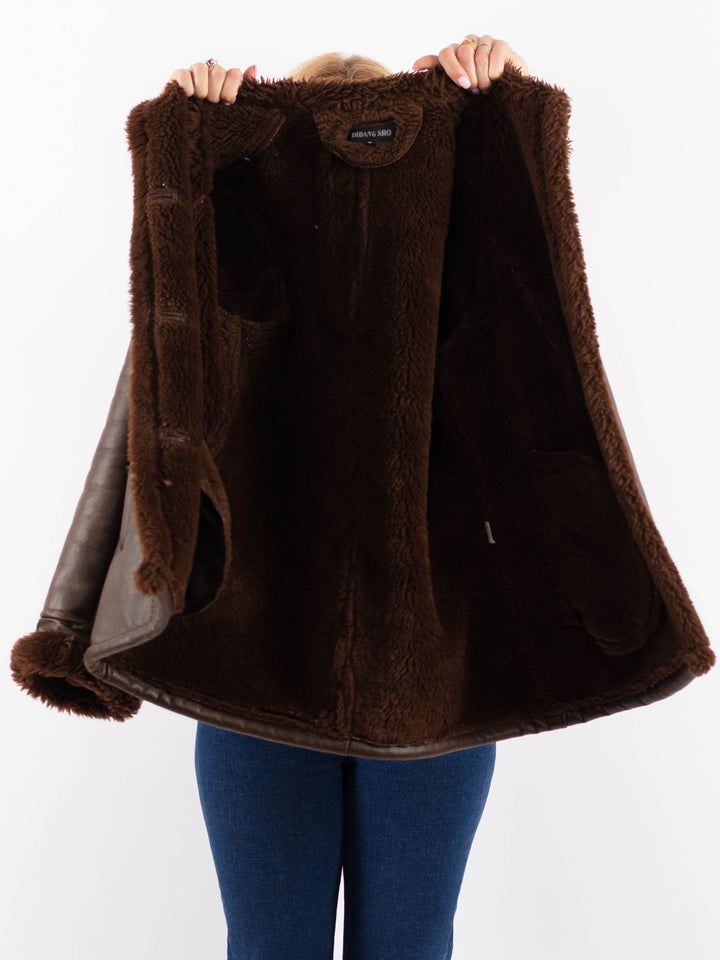 Vintage 90's Women Faux Sheepskin Coat in BrownV9615