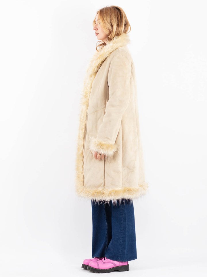 Vintage 90's Women Faux Sheepskin Coat in BeigeV9620
