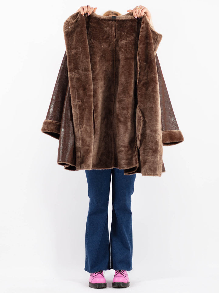 Vintage 90's Women Faux Sheepskin Coat in BrownV9622