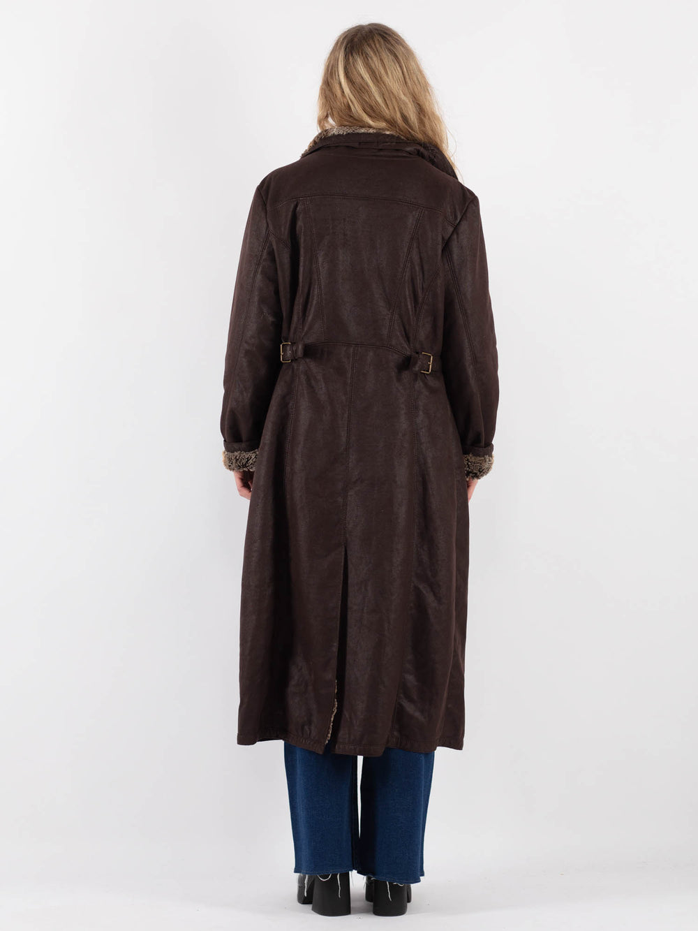 Vintage 90's Women Faux Sheepskin Coat in BrownV9424