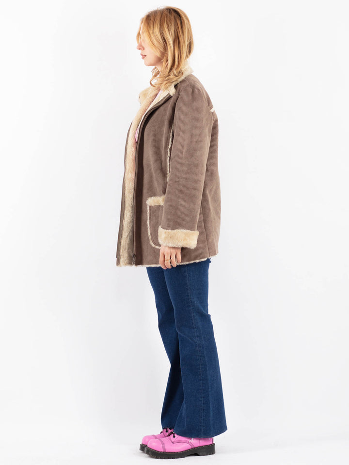 Vintage 90's Women Faux Sheepskin Coat in BeigeV9626