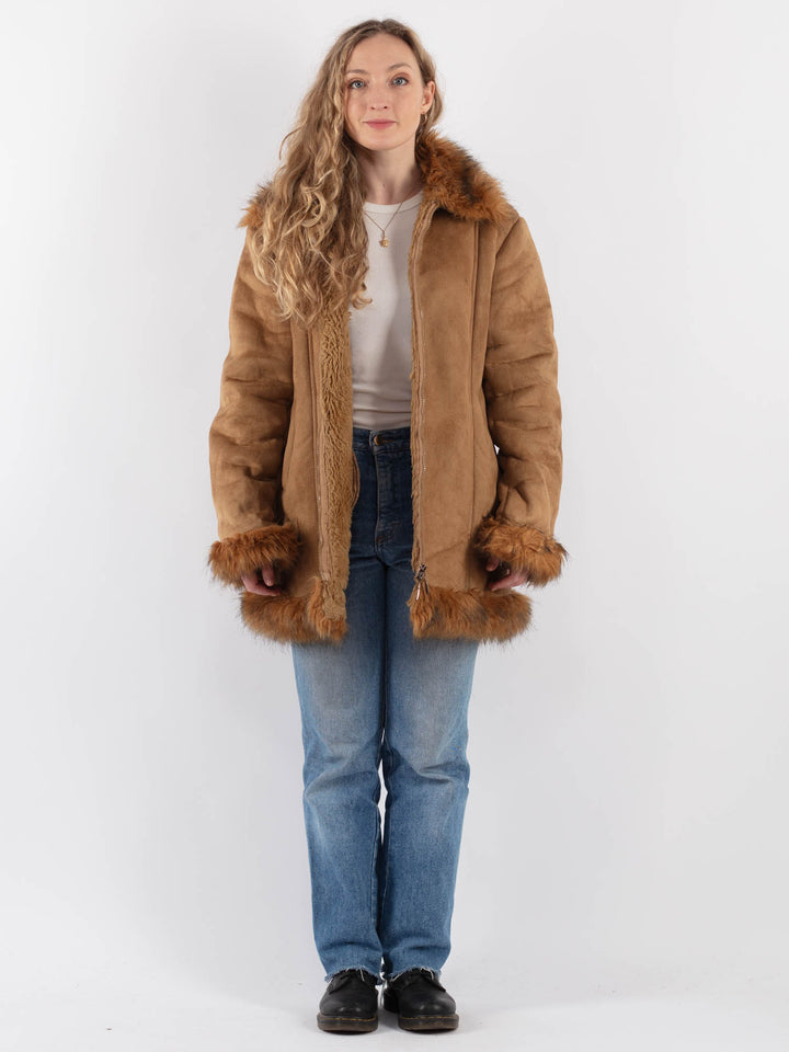 Vintage 90's Women Faux Sheepskin Coat in BeigeV9307