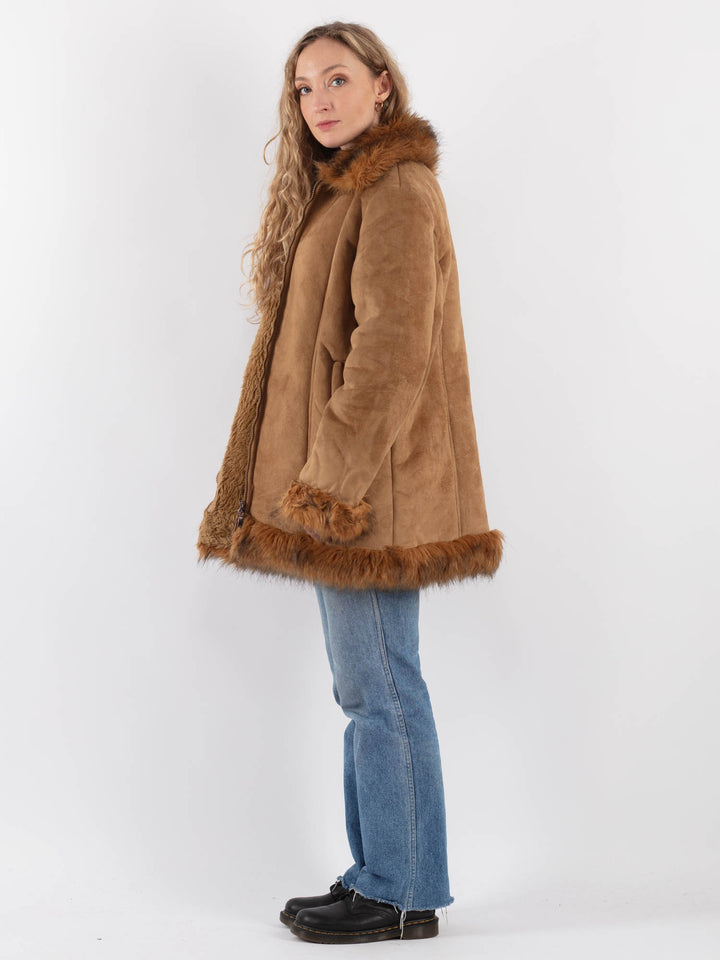Vintage 90's Women Faux Sheepskin Coat in BeigeV9307
