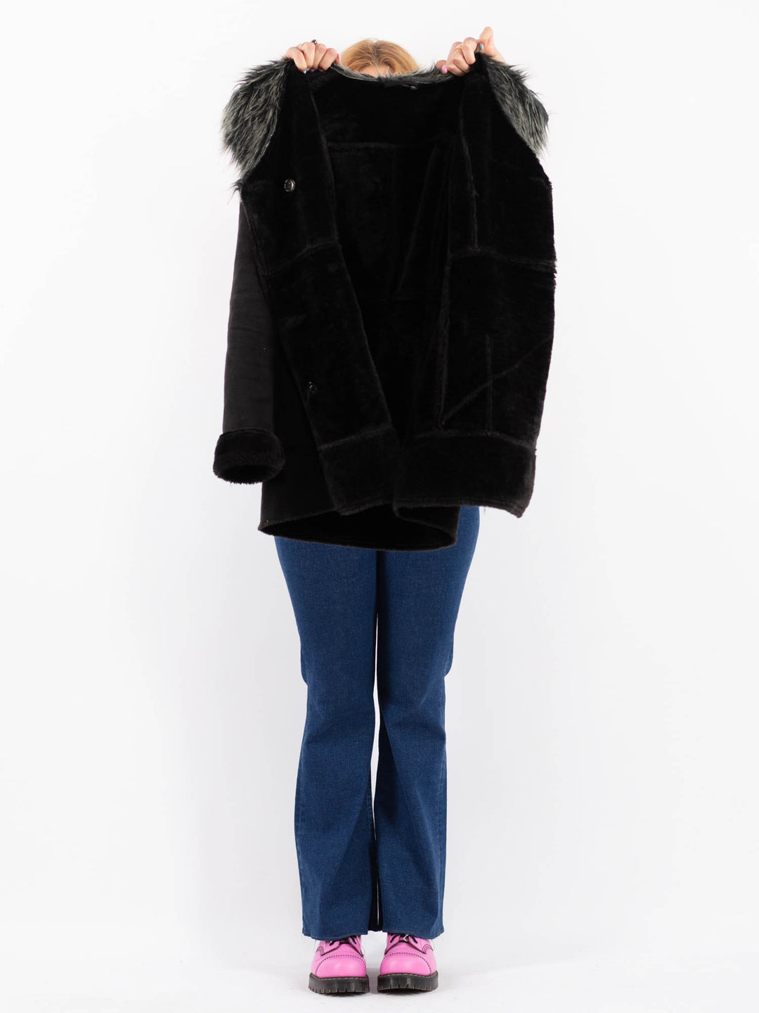 Vintage 90's Women Faux Sheepskin in BlackV9627