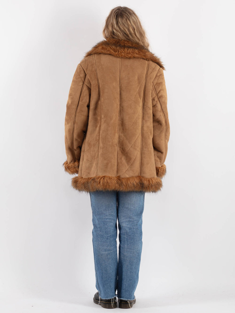 Vintage 90's Women Faux Sheepskin Coat in BeigeV9307