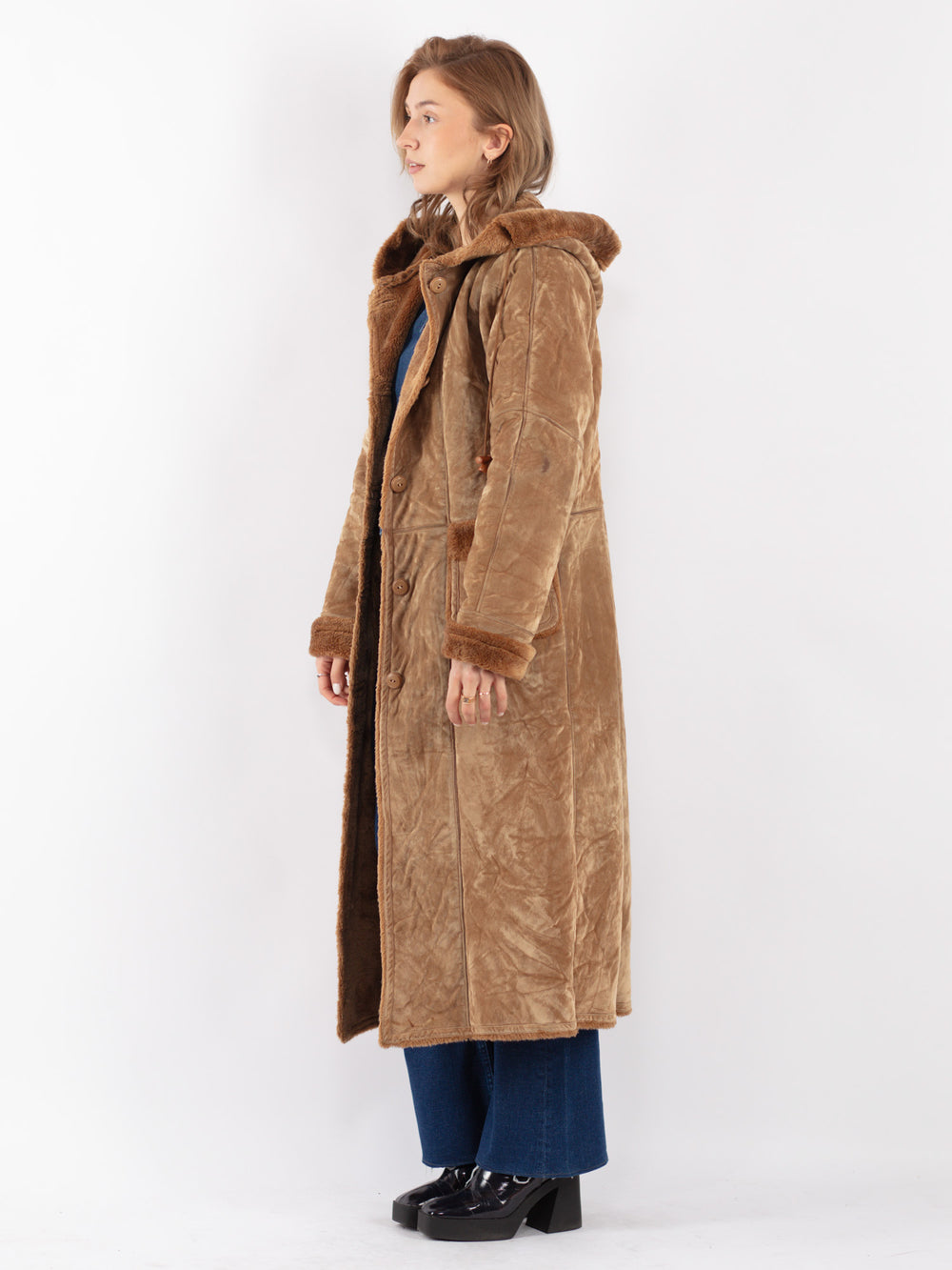 Vintage 90's Women Faux Sheepskin Coat in Beige