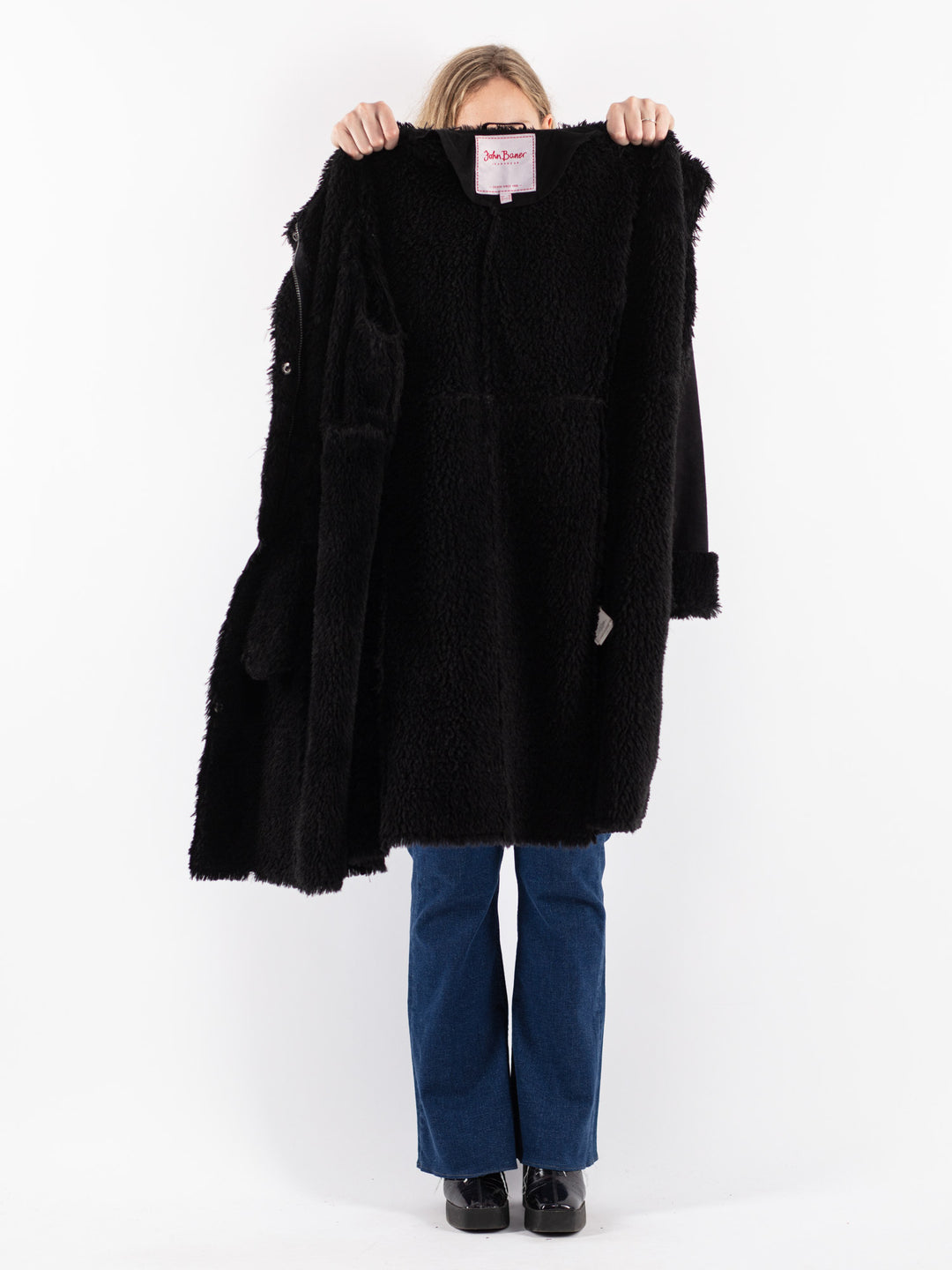 Vintage 90's Women Faux Sheepskin Coat in Black