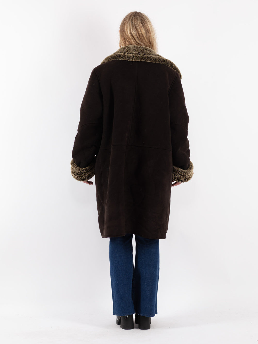 Vintage 90's Women Faux Sheepskin Coat in Brown