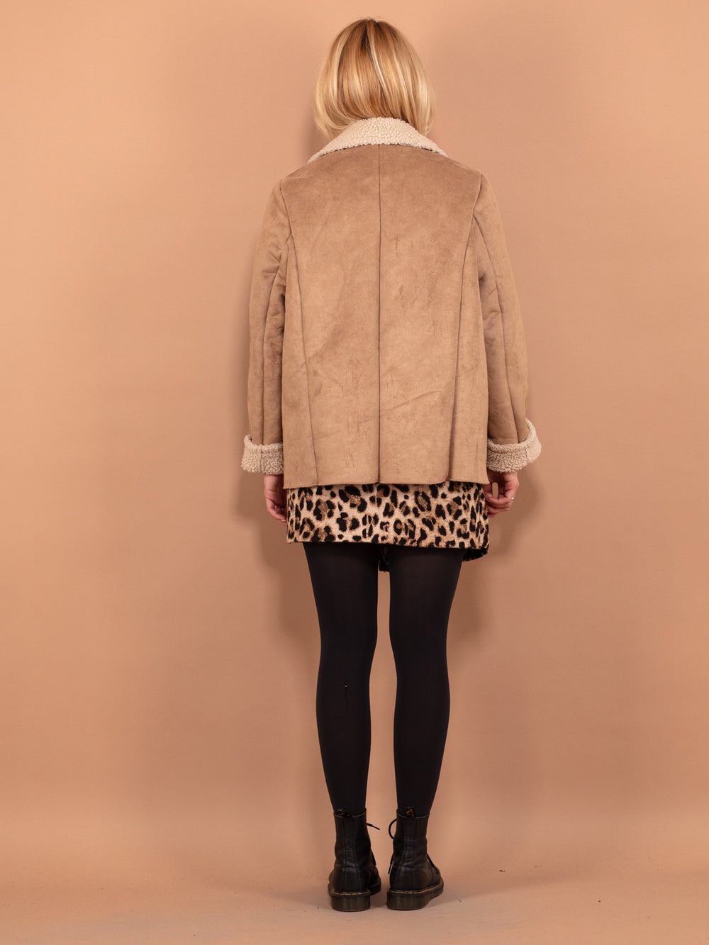 Vintage 90's Women Faux Shepskin Jacket in Beige - NorthernGrip
