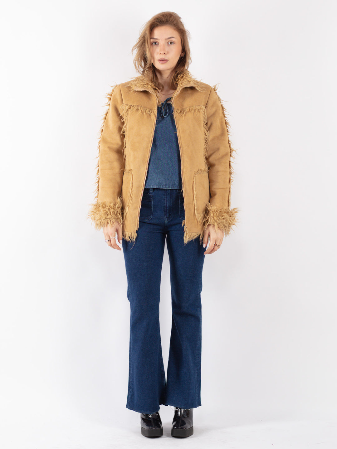 Vintage 80's Women Faux Sheepskin Jacket in Beige