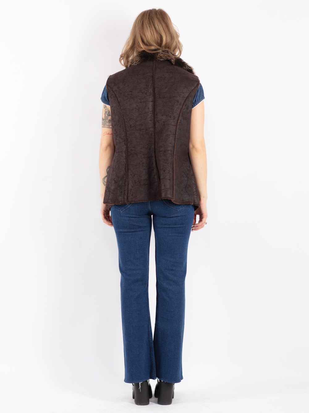 Vintage 90's Women Faux Sheepskin Vest in Brown