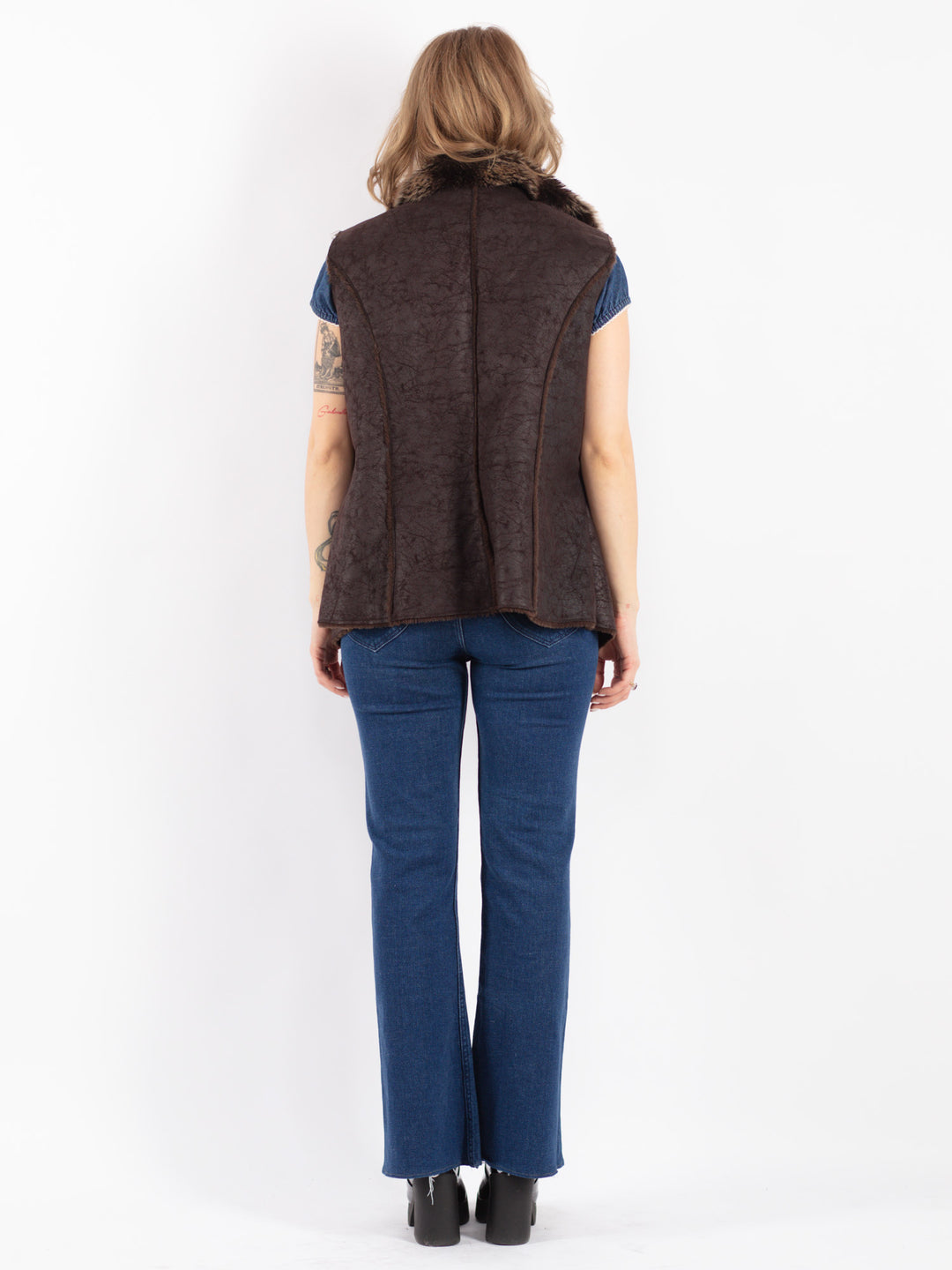 Vintage 90's Women Faux Sheepskin Vest in Brown