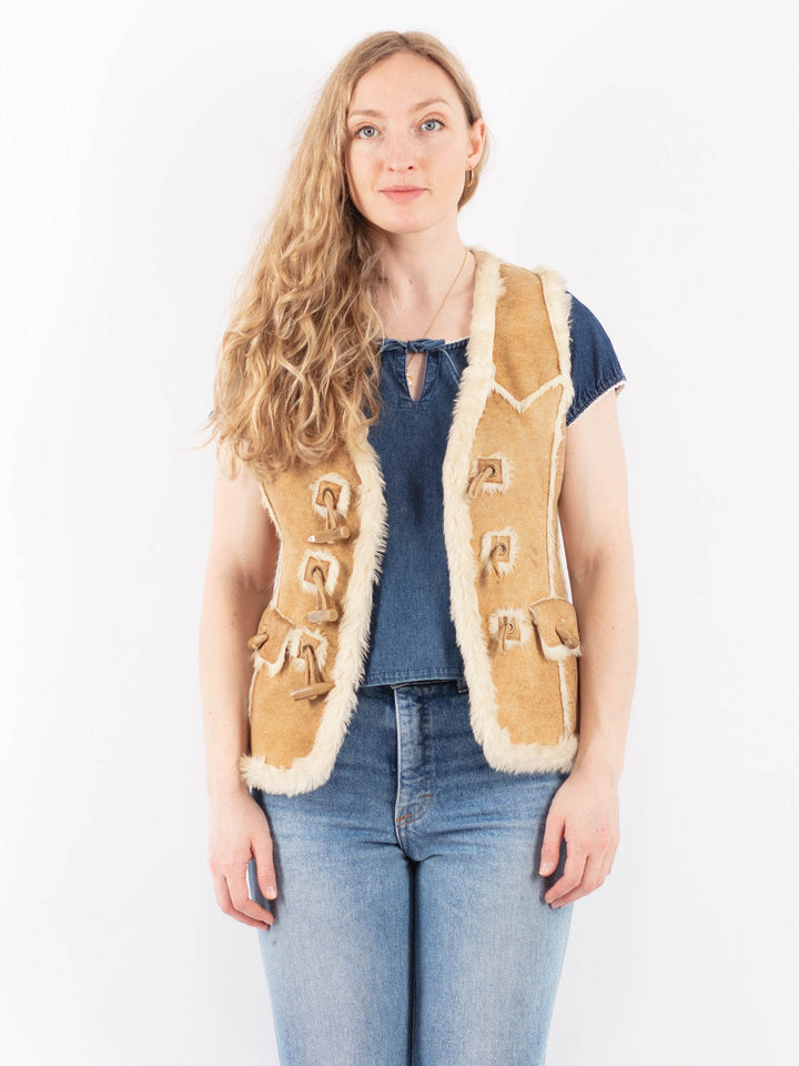 Vintage 00's Women Faux Sheepskin Vest in BeigeV9524