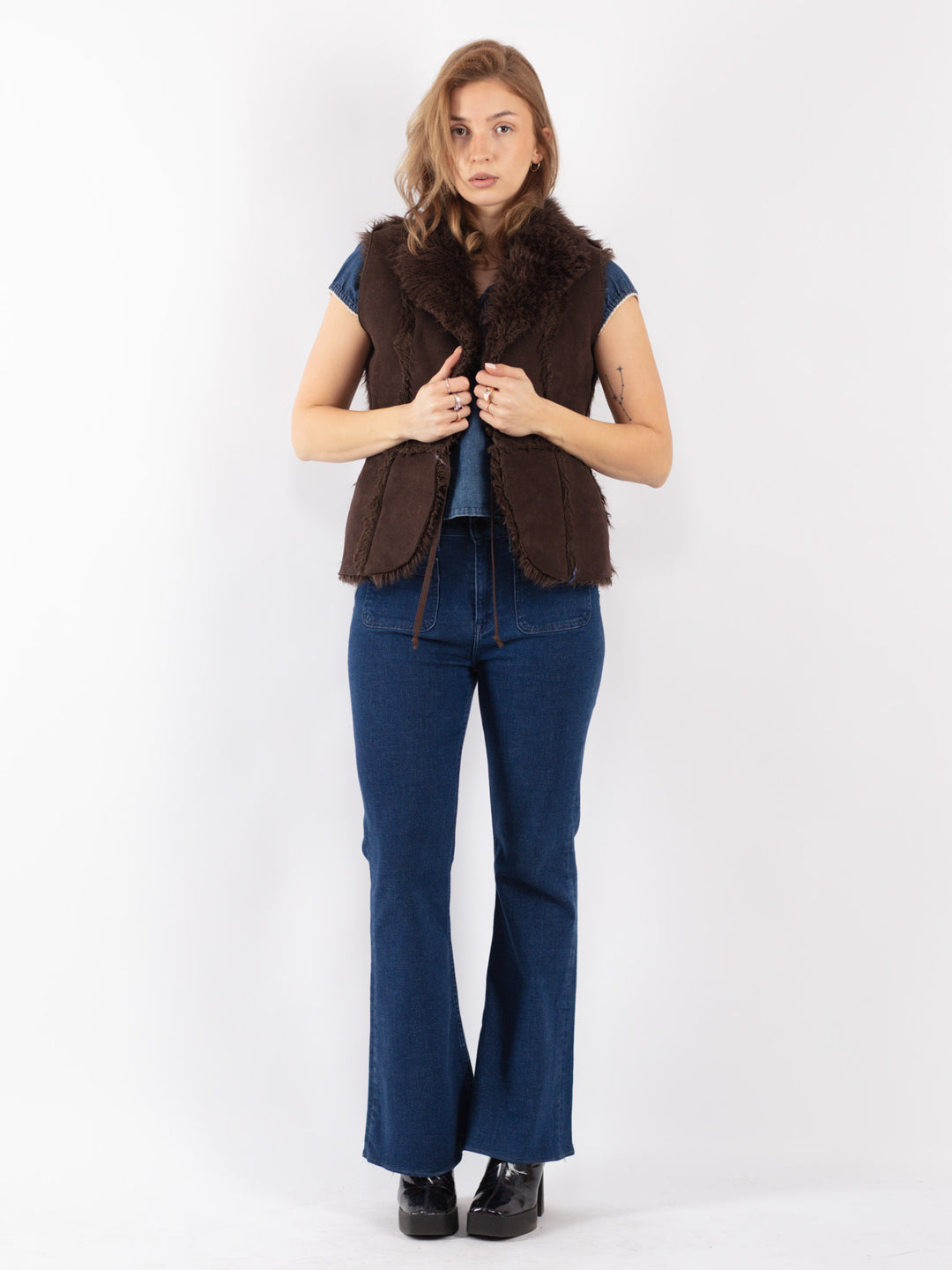Vintage 90's Women Faux Sheepskin Vest in Brown