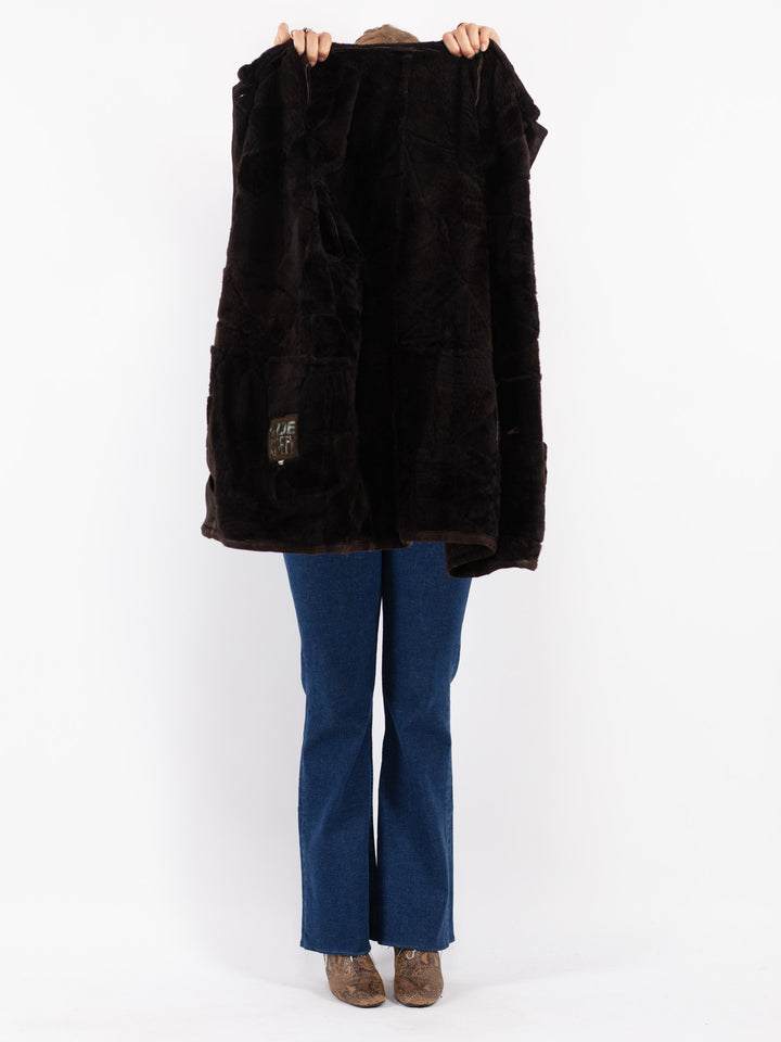 Vintage 90's Women Sheepskin Coat in Brown