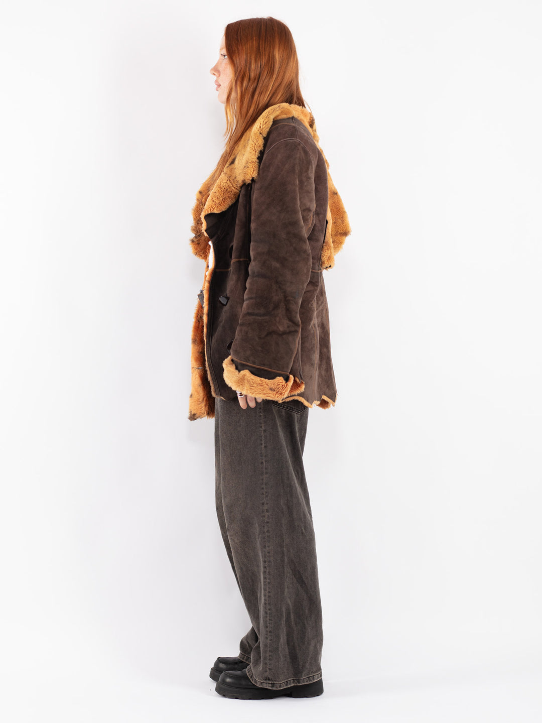 Vintage 90's Women Sheepskin Coat in Brown