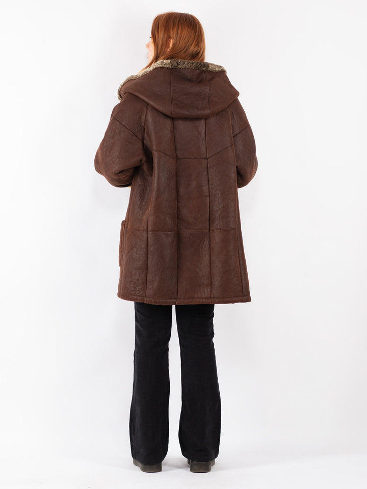 Vintage 90's Women Sheepskin Coat in Brown