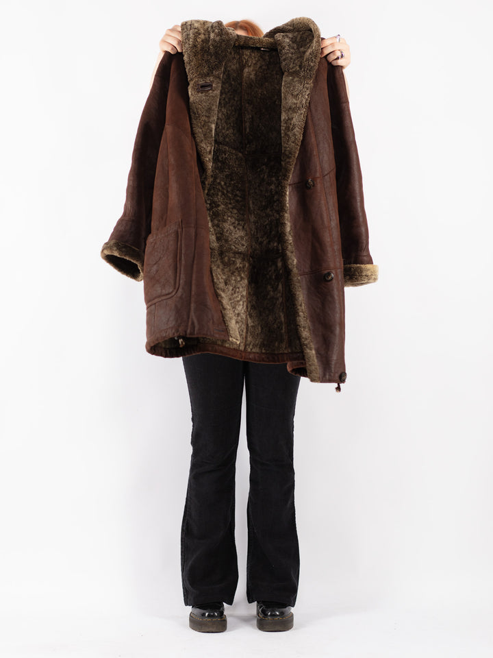 Vintage 90's Women Sheepskin Coat in Brown