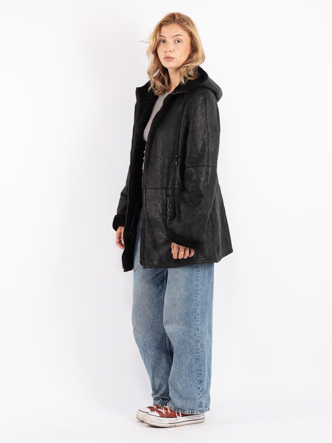 Vintage 90's Women Sheepskin Coat in Black