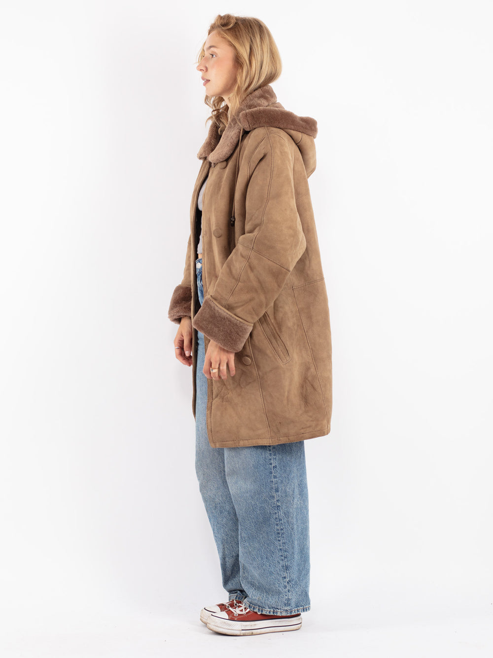 Vintage 90's Women Sheepskin Coat in Beige